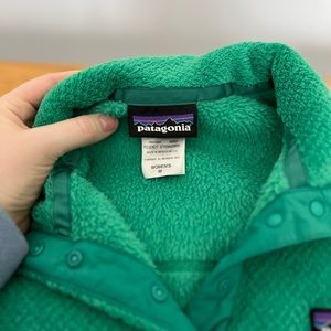 emerald green patagonia pullover
